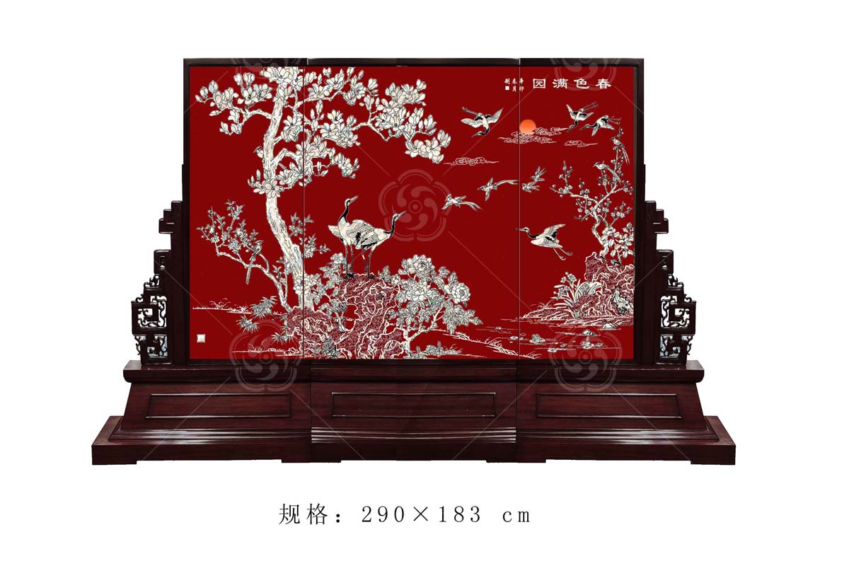 雕漆嵌玉《春色滿園》地屏簡介